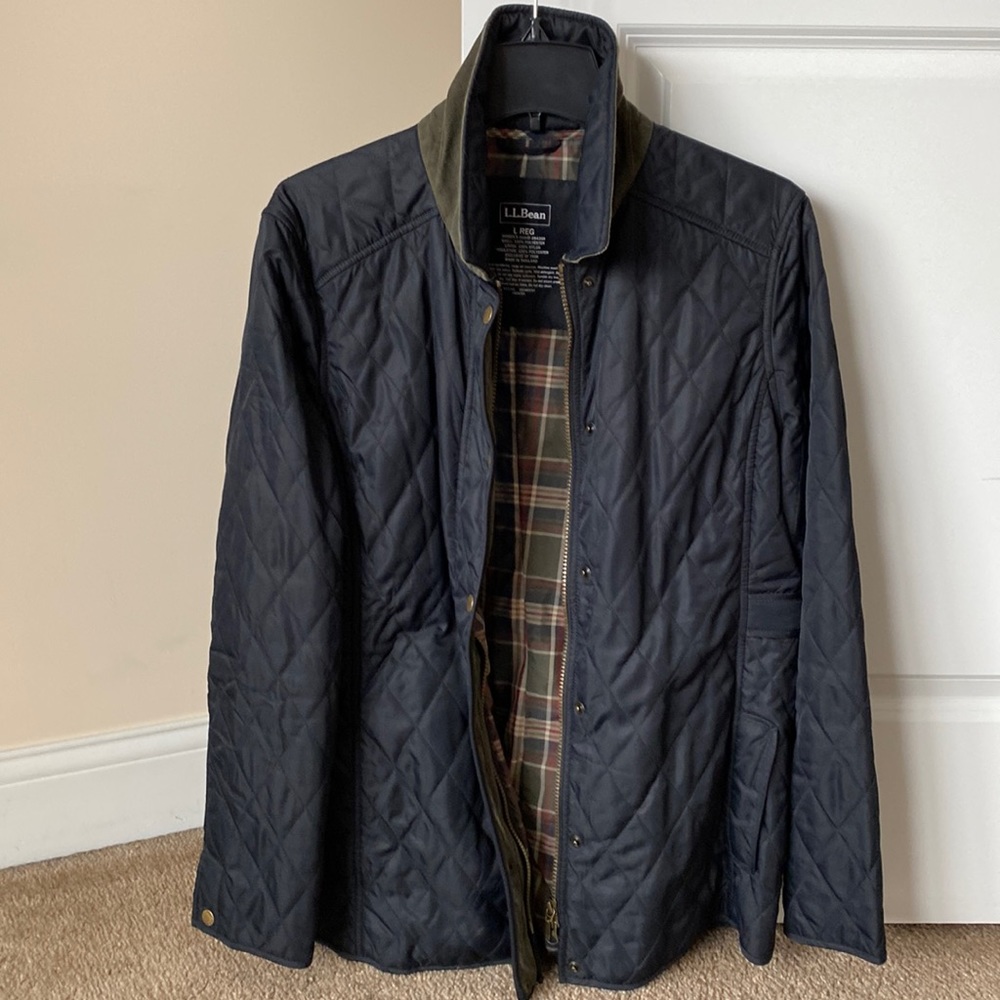LL Bean Womens black quilted riding jacket, size L